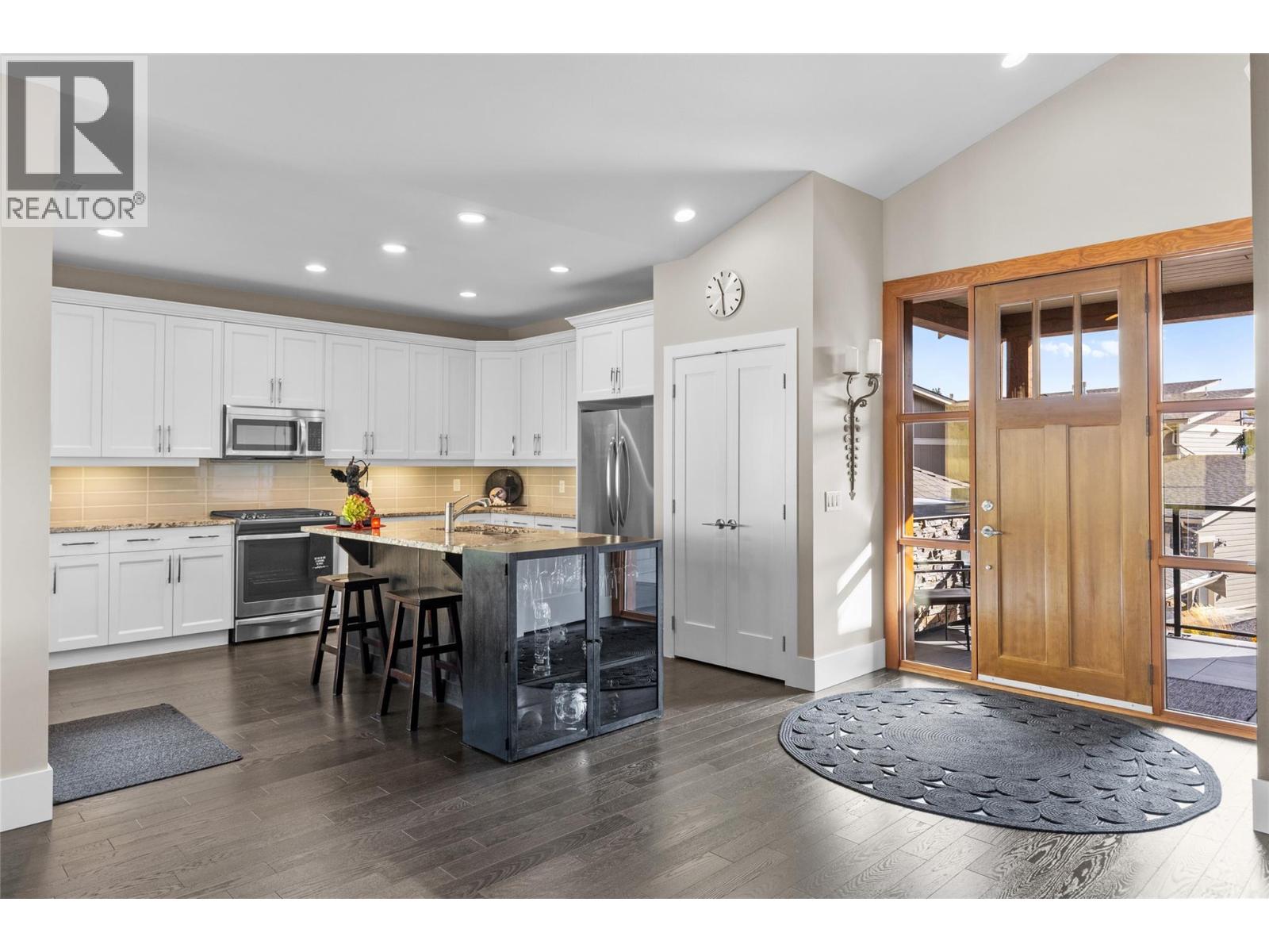 4000 Redstone Crescent Unit# 221, Peachland