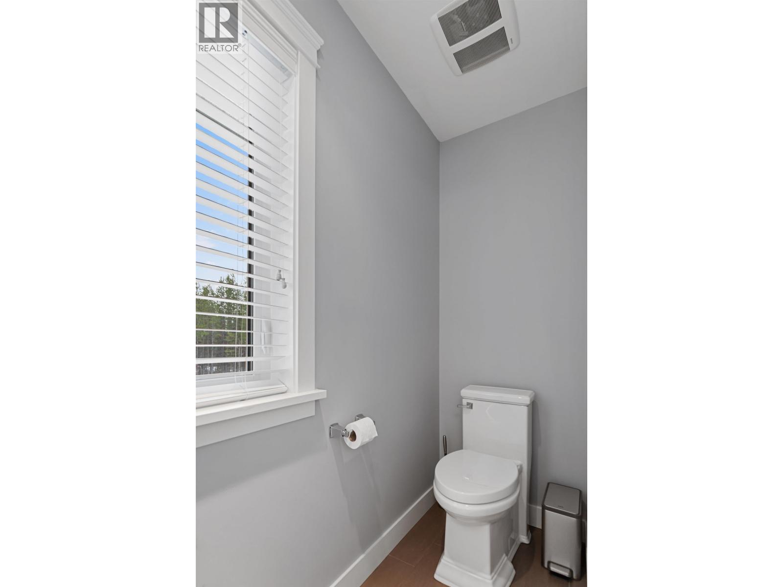 10888 LOLLAND CRESCENT - 18