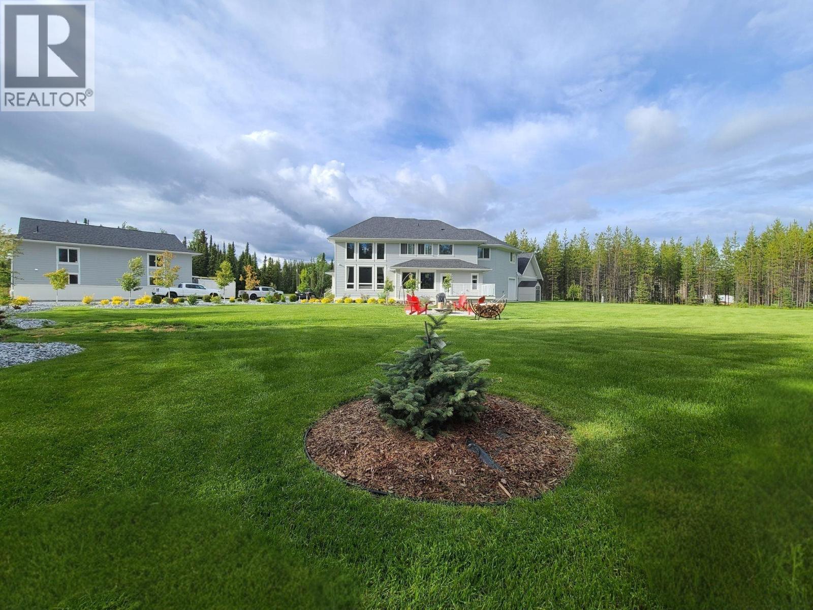 10888 LOLLAND CRESCENT - 40