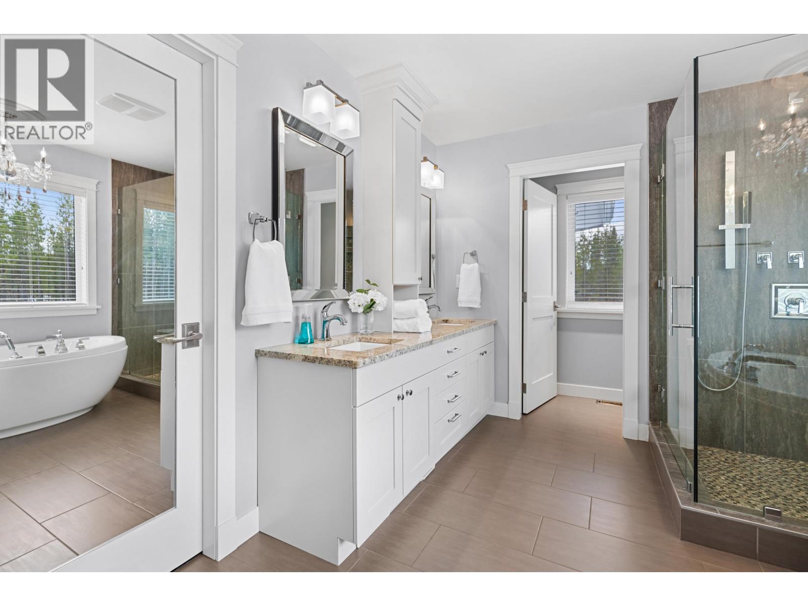 10888 LOLLAND CRESCENT - 16