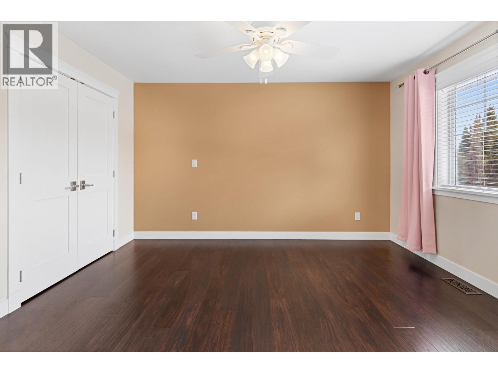 10888 LOLLAND CRESCENT - 24