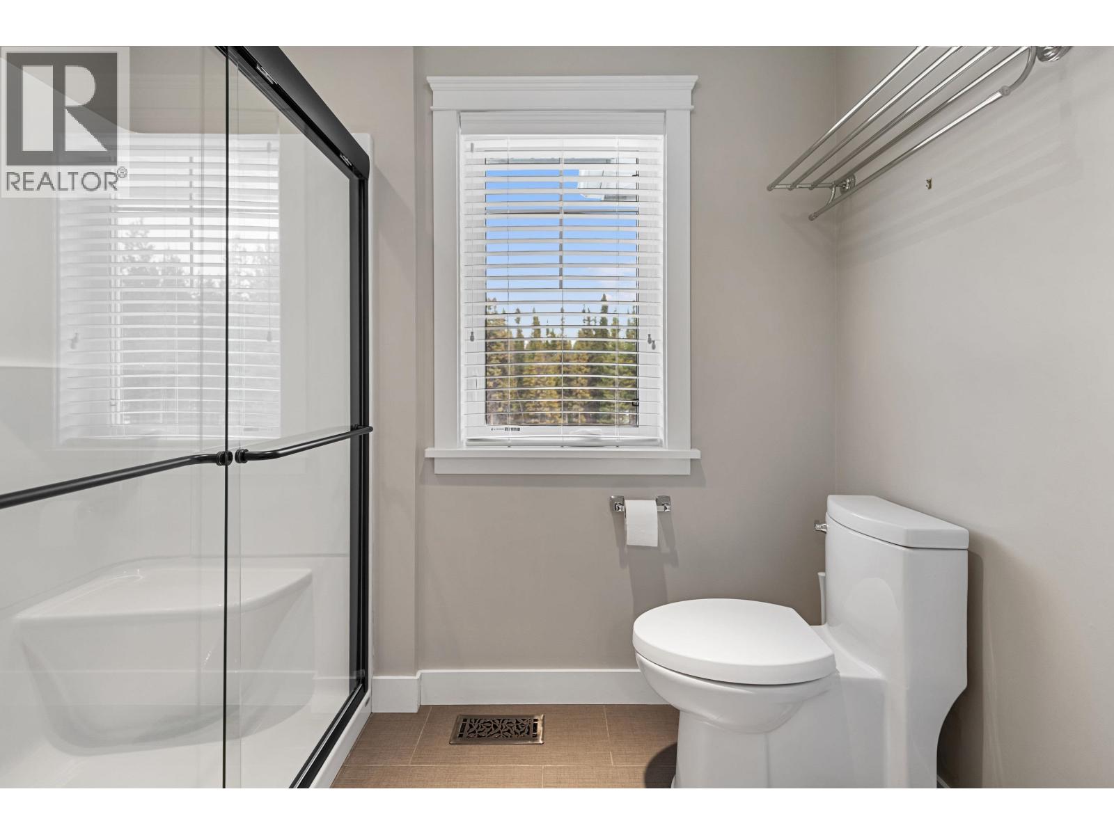 10888 LOLLAND CRESCENT - 23