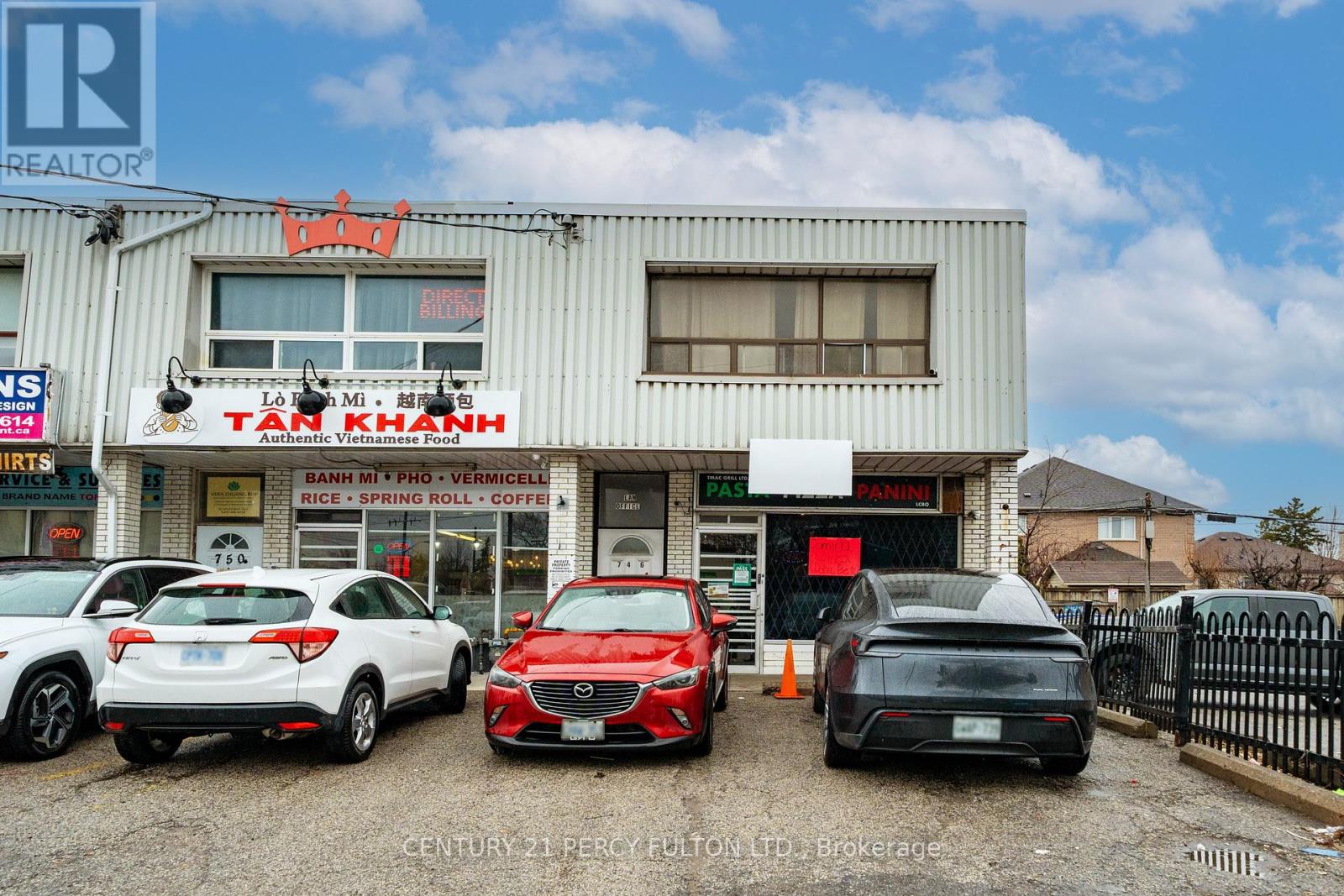 744-746 WILSON AVENUE - 1