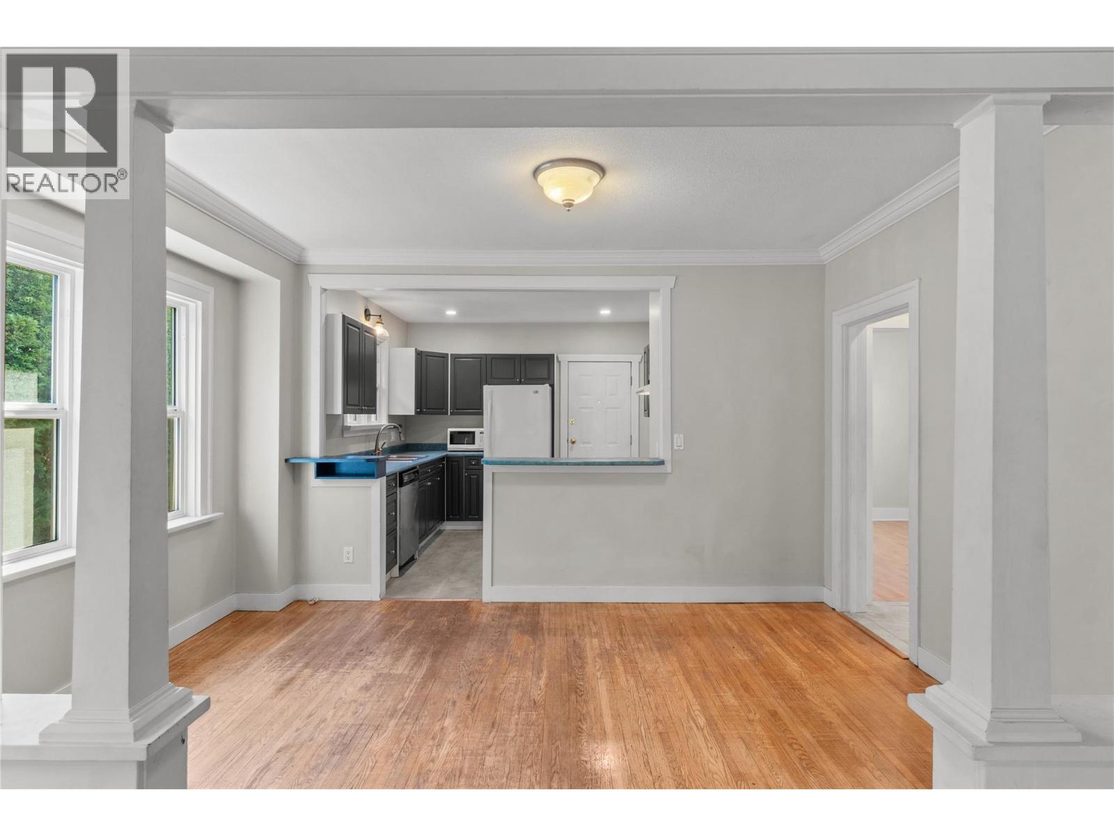 795 NICOLA STREET - 11