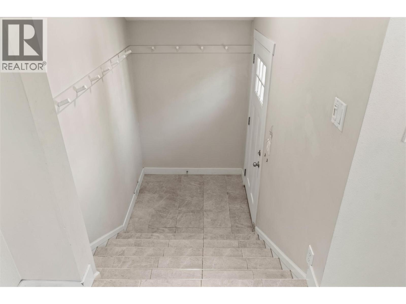 795 NICOLA STREET - 28