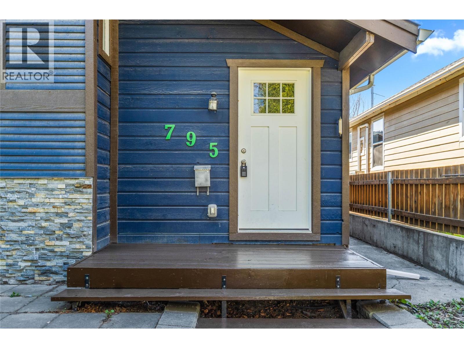 795 NICOLA STREET - Image 3