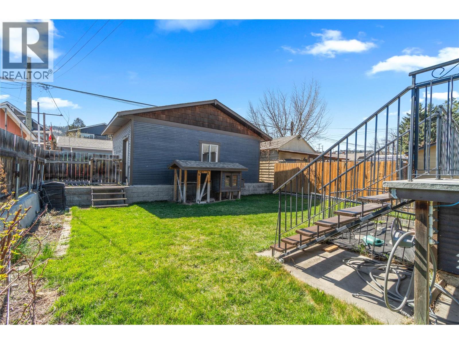 795 NICOLA STREET - 8