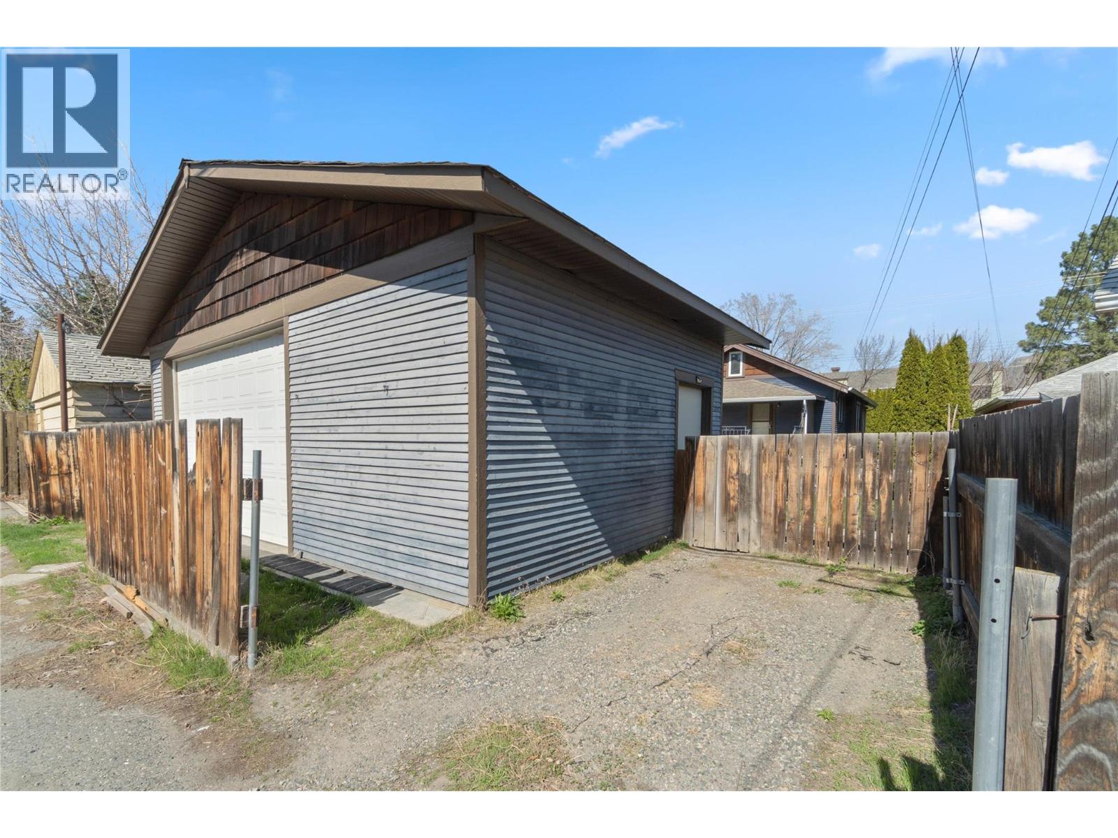 795 NICOLA STREET - 39