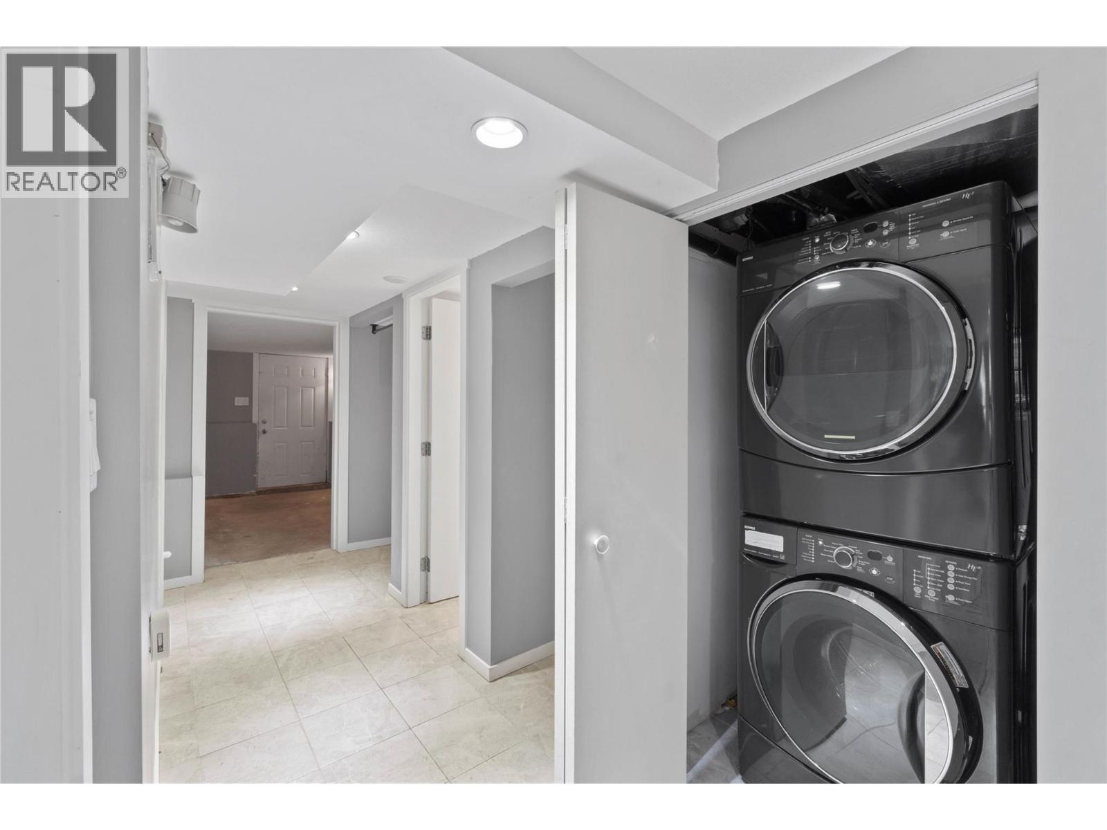 795 NICOLA STREET - 15