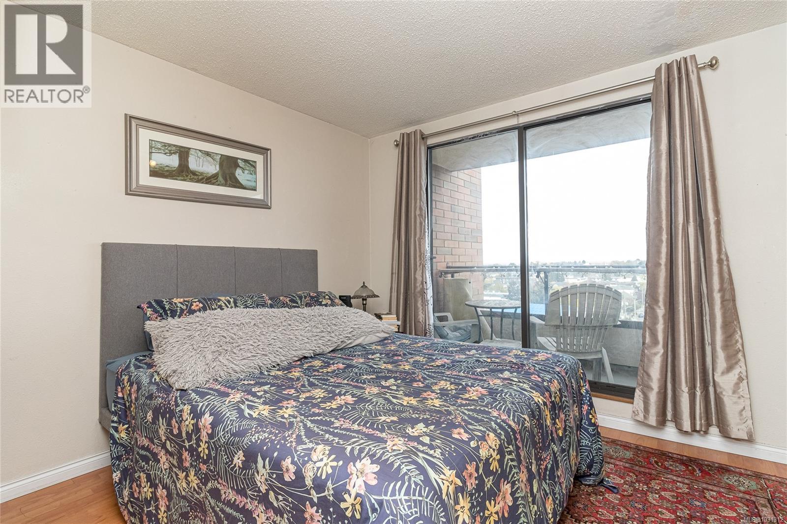 #1109 1630 QUADRA ST - 13