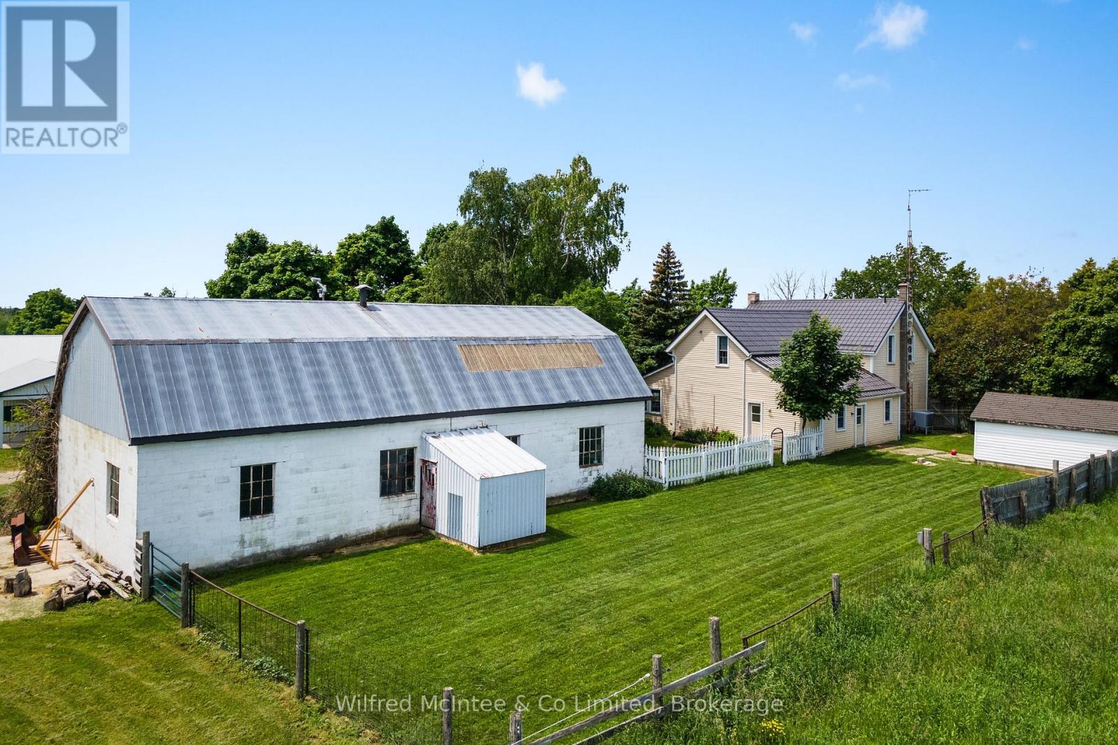 952 BRUCE ROAD 23 — photo 37