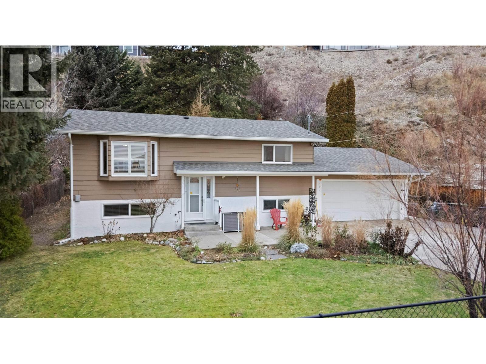 5882 Victoria Street, Peachland