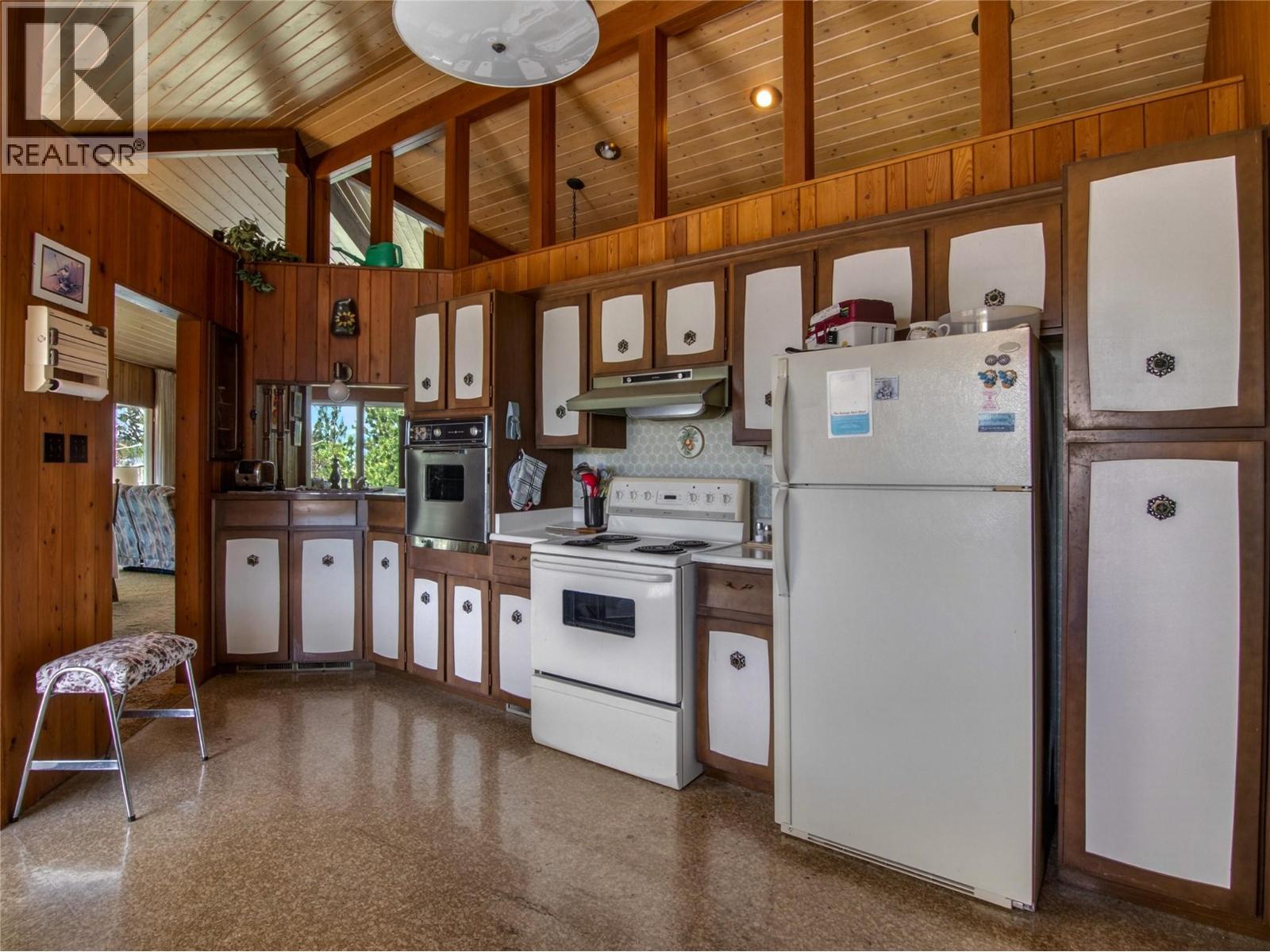 2110 Naramata Road, Naramata