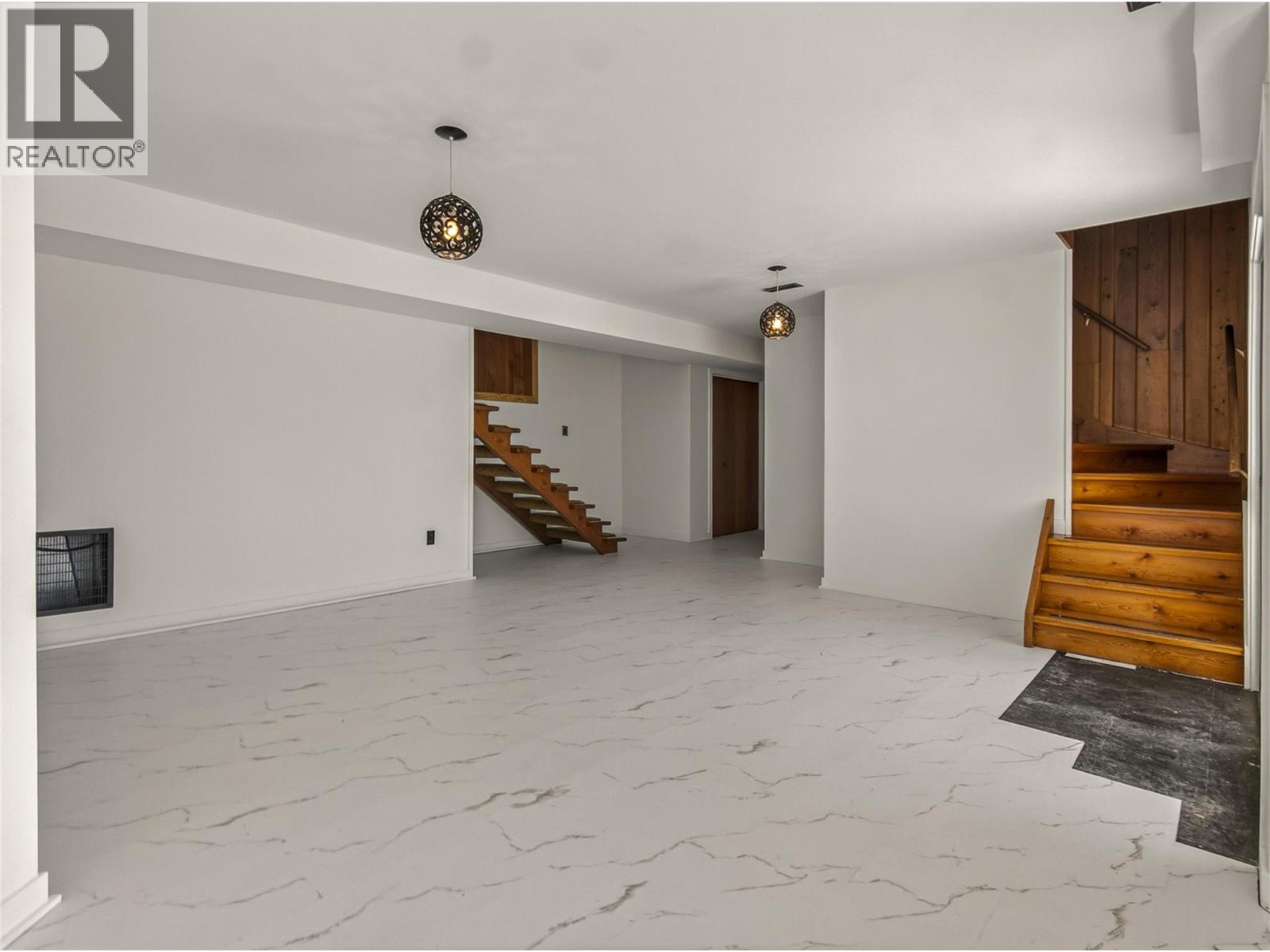 2110 Naramata Road, Naramata