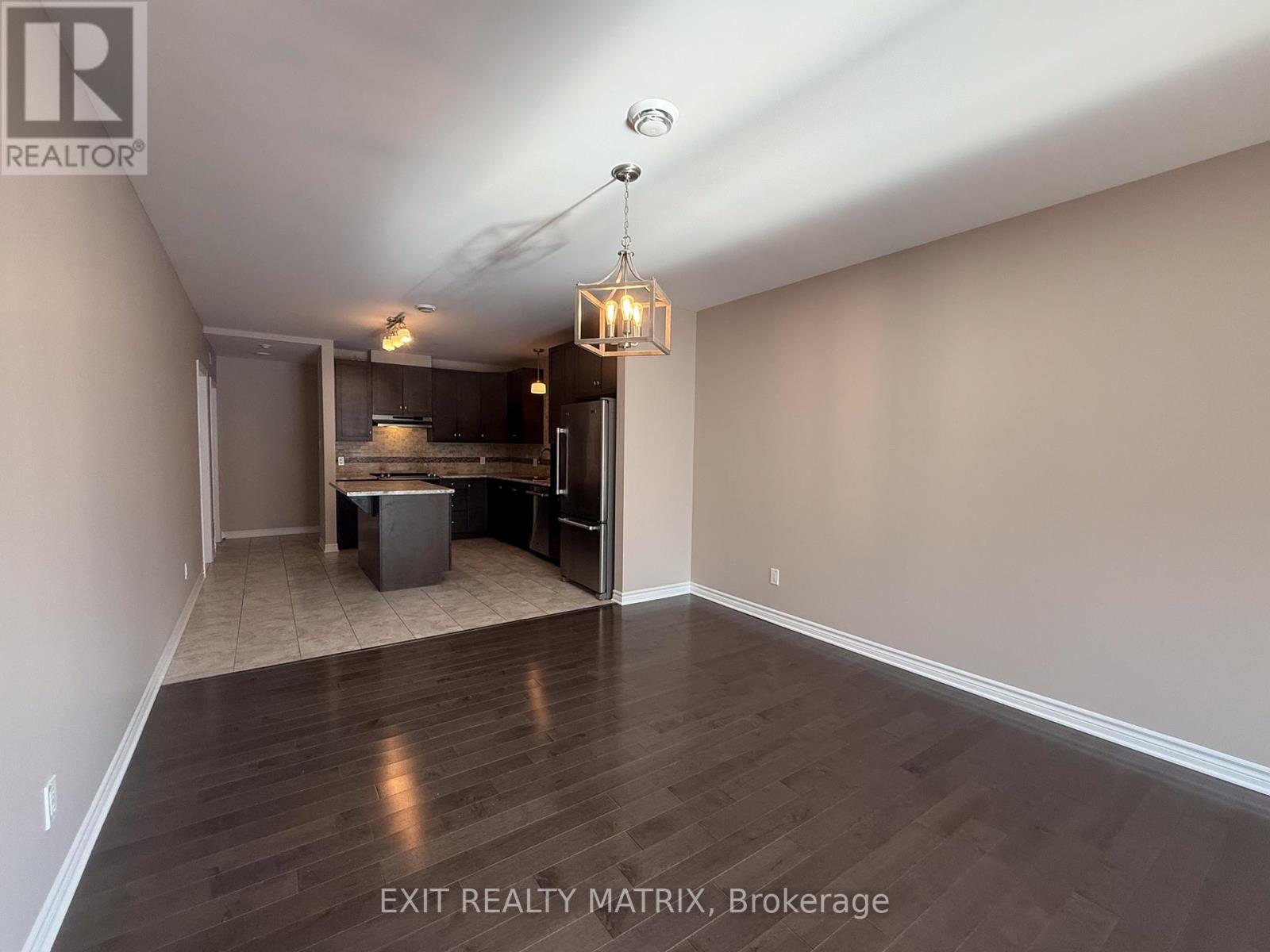 305 - 300 SOLSTICE CRESCENT — photo 13