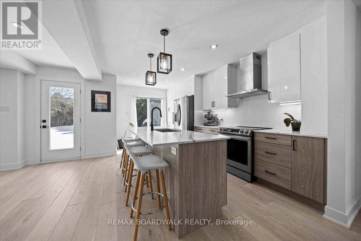 1535 KAMOURASKA CIRCLE — photo 11