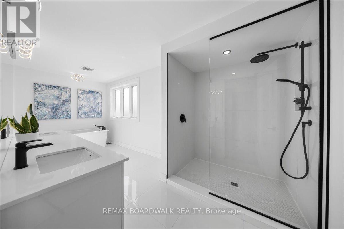 1535 KAMOURASKA CIRCLE — photo 36