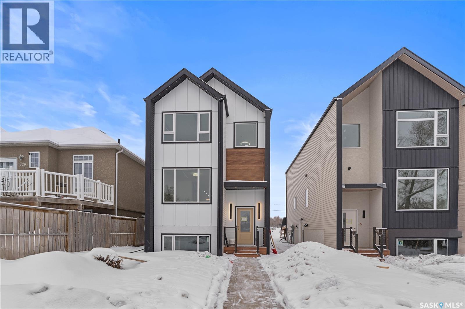 424 Empress STREET - 1