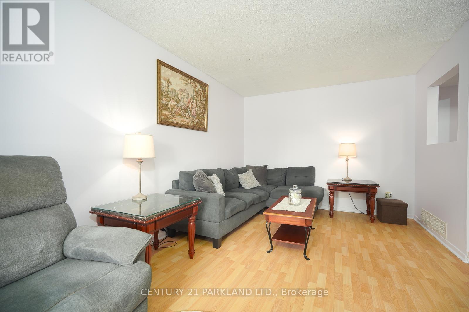 28 FAWCETT TRAIL - 5