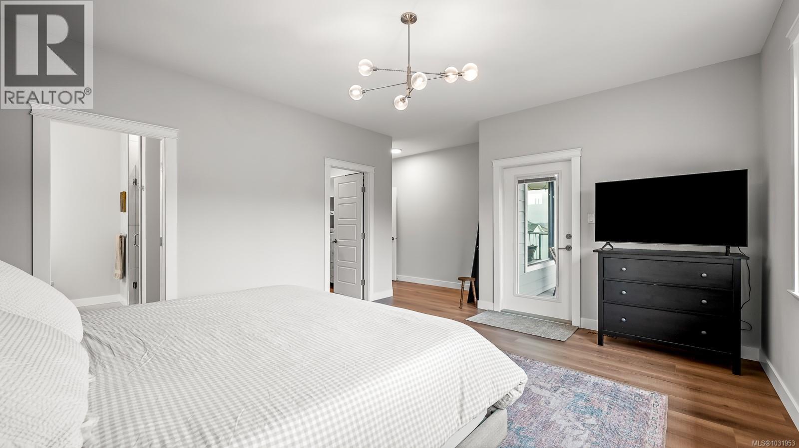 4014 SOUTHWALK DR - 17