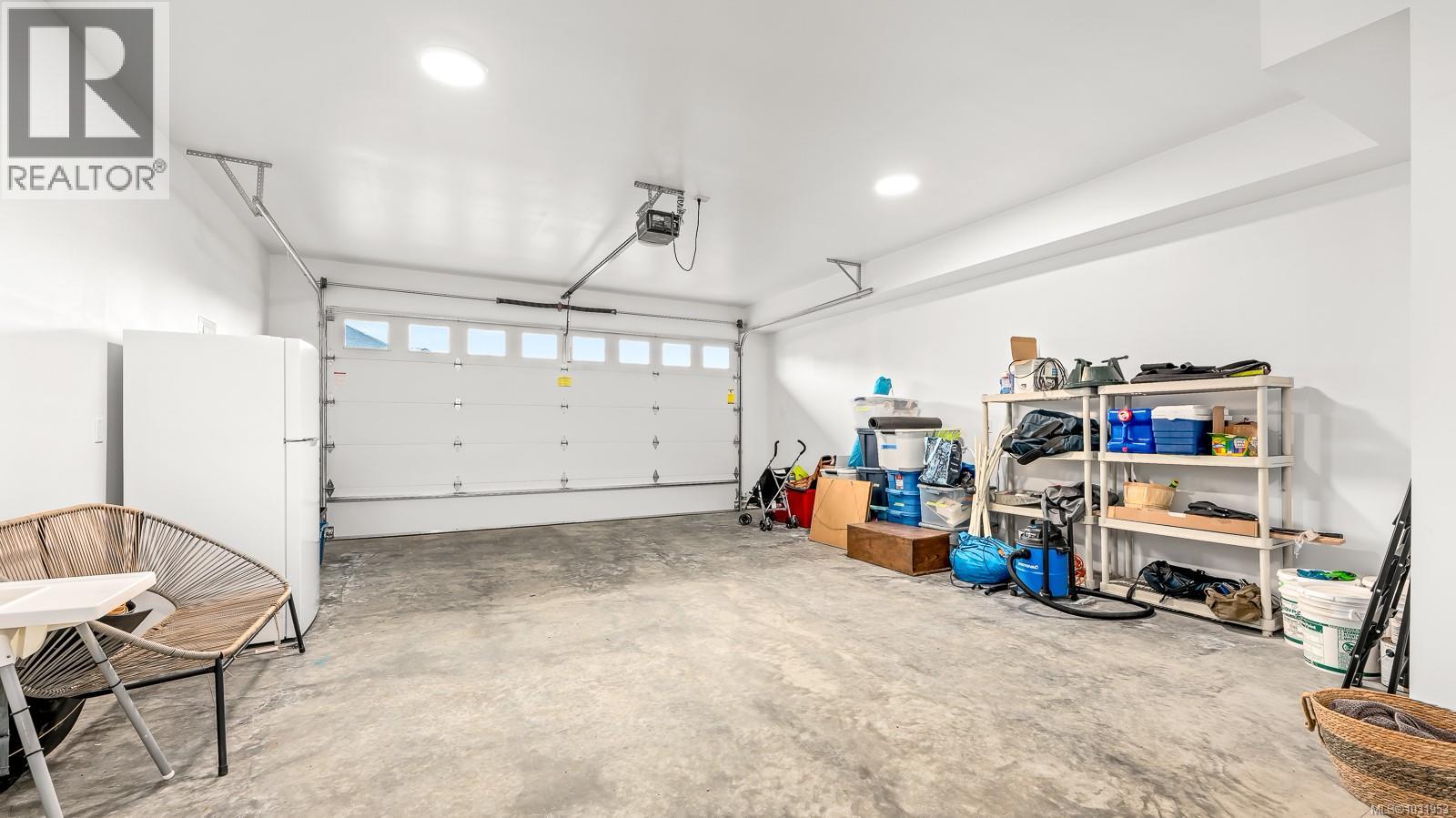 4014 SOUTHWALK DR - 37