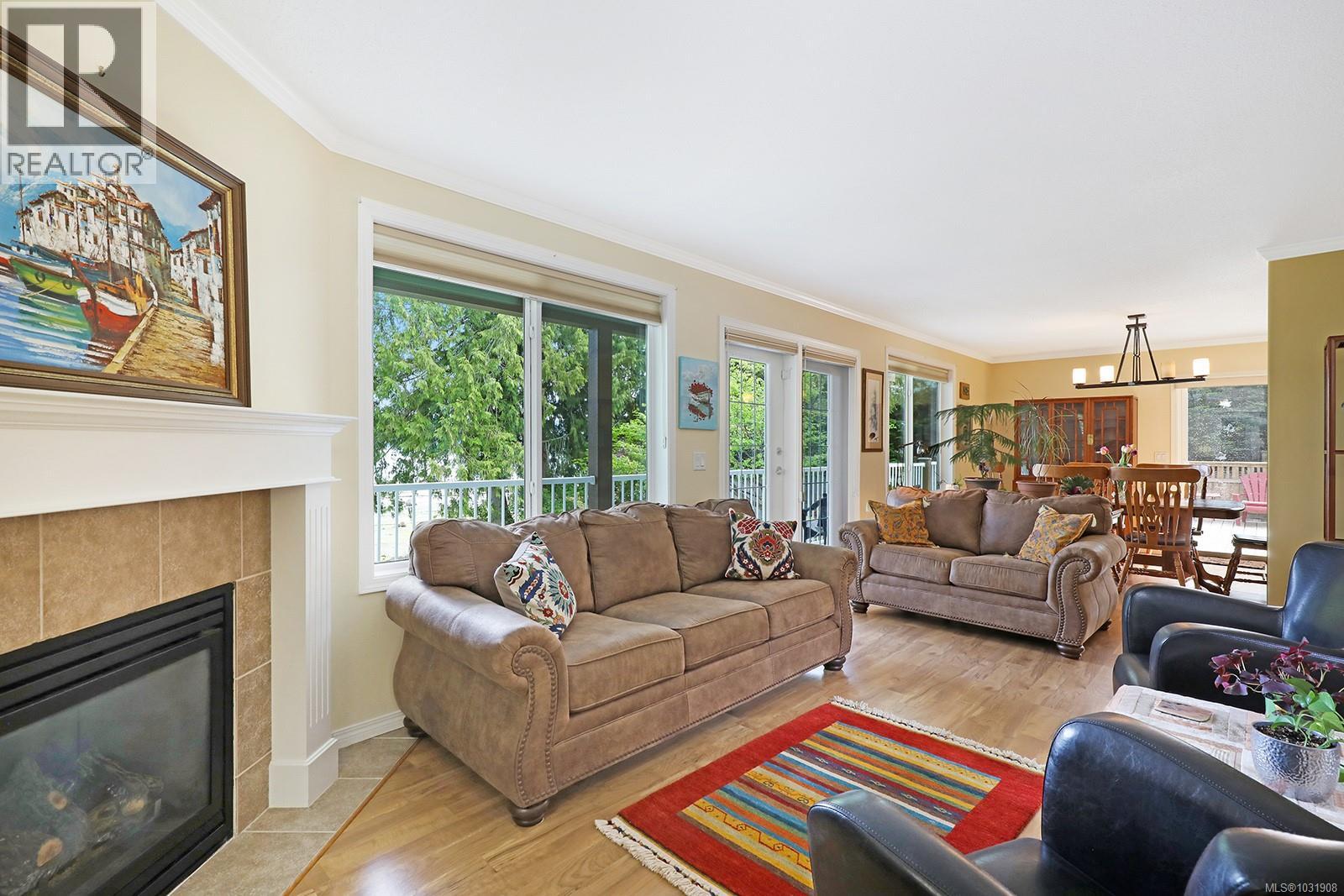 7820 SHIPS POINT RD - 19