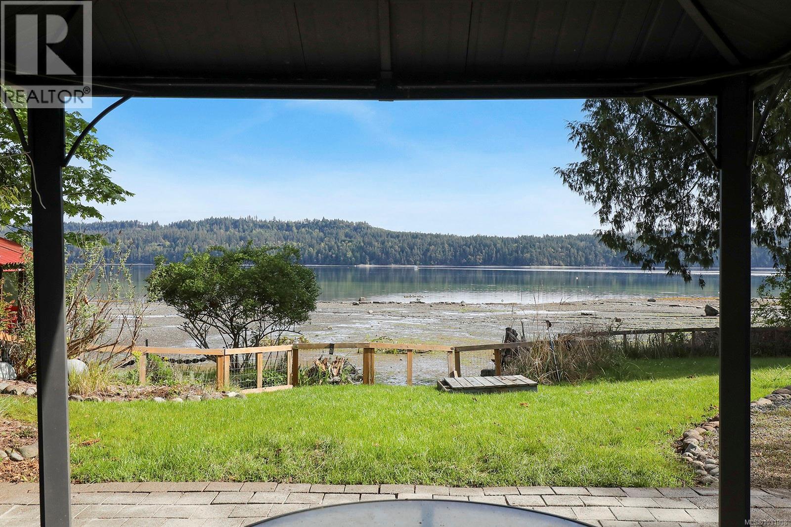 7820 SHIPS POINT RD - 51