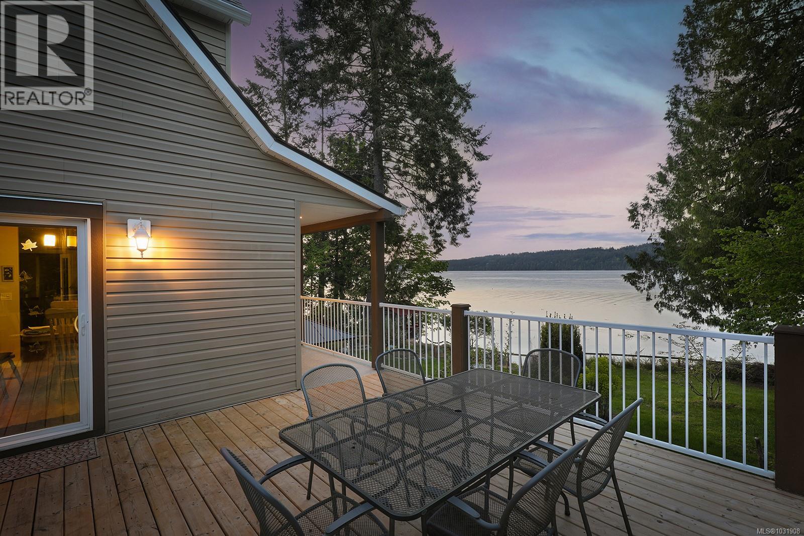 7820 SHIPS POINT RD - 86