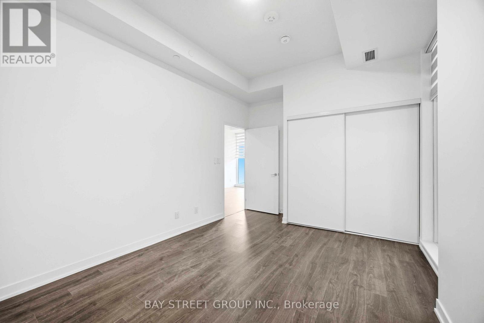 #1020 8119 BIRCHMOUNT RD ROAD - 17