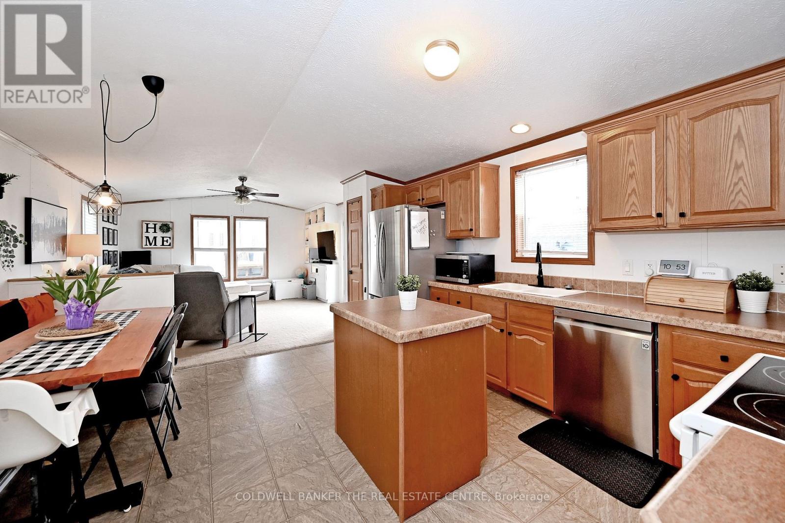 41 SUNRISE CIRCLE - 21