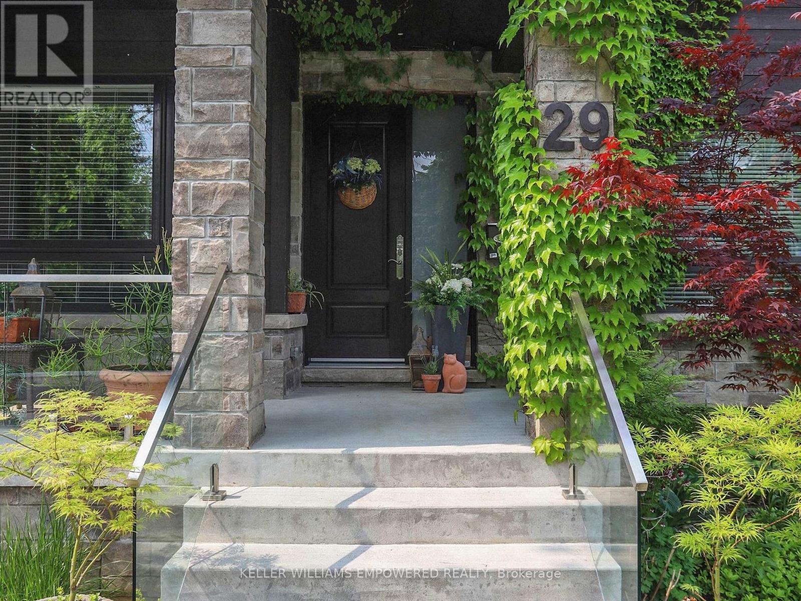 29 BEDFORD PARK AVENUE - 3