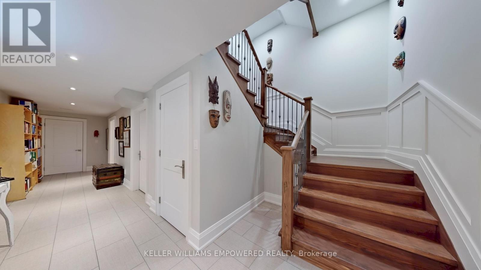 29 BEDFORD PARK AVENUE - 34