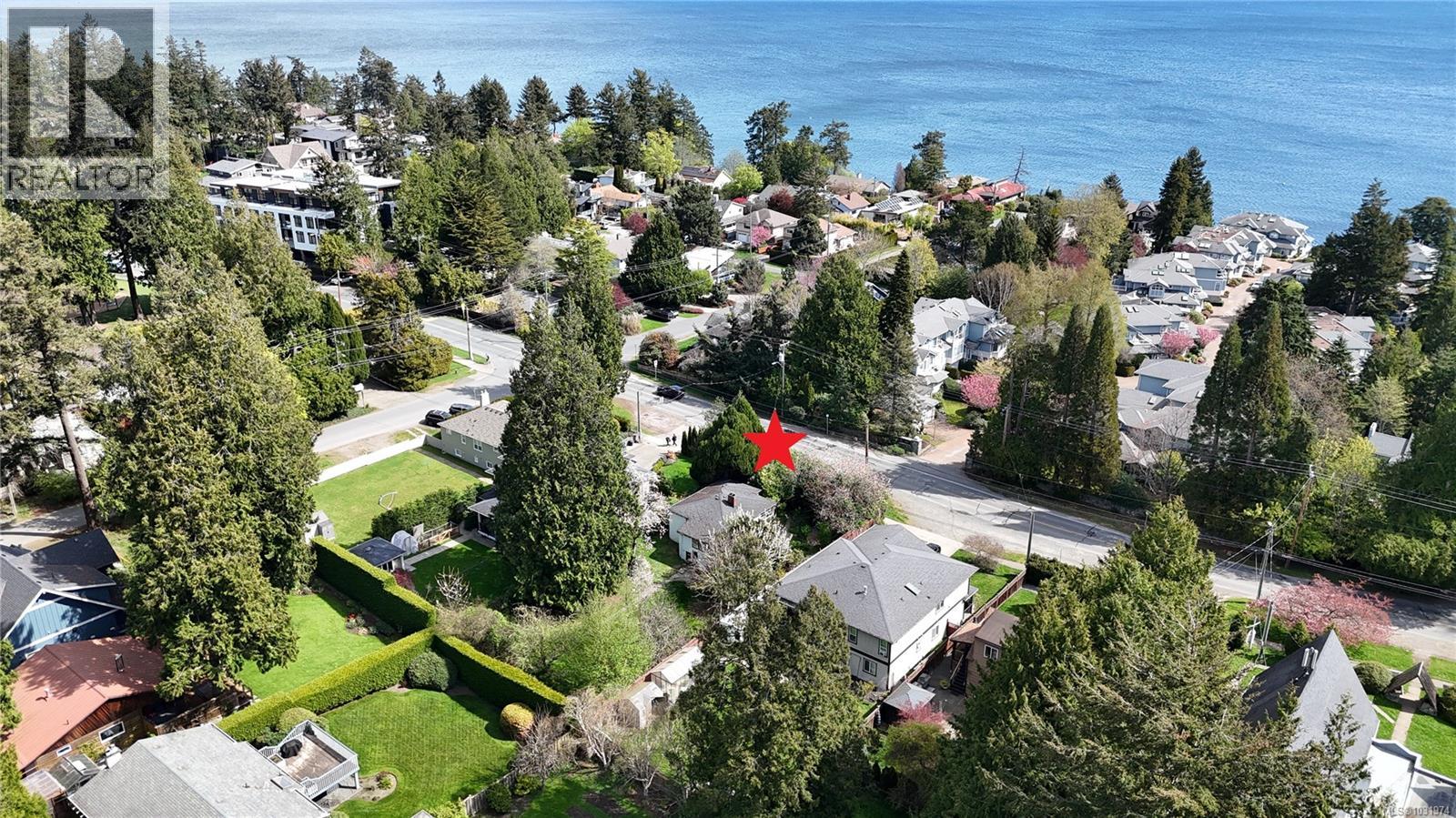 5190 Cordova Bay Rd - 1