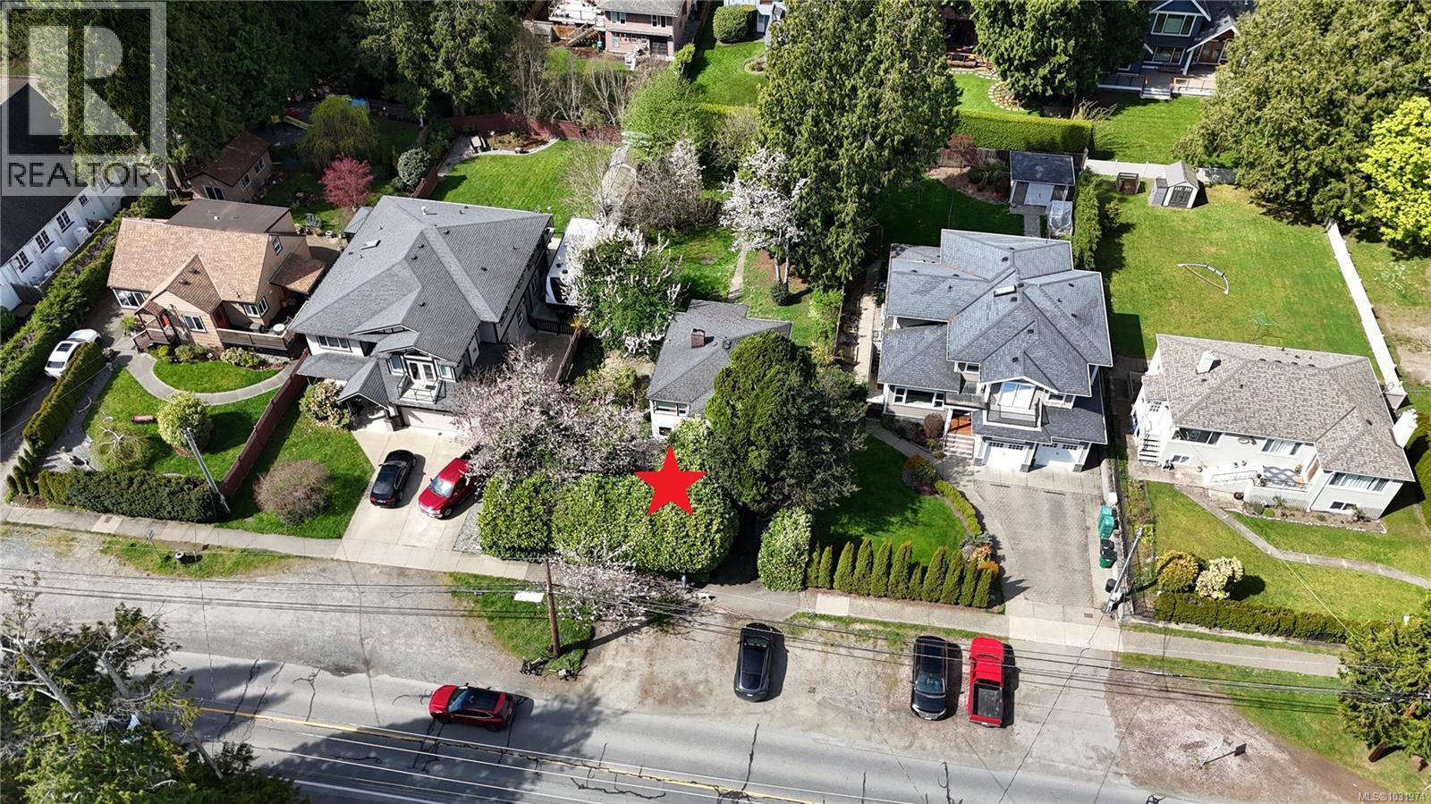 5190 Cordova Bay Rd - 4