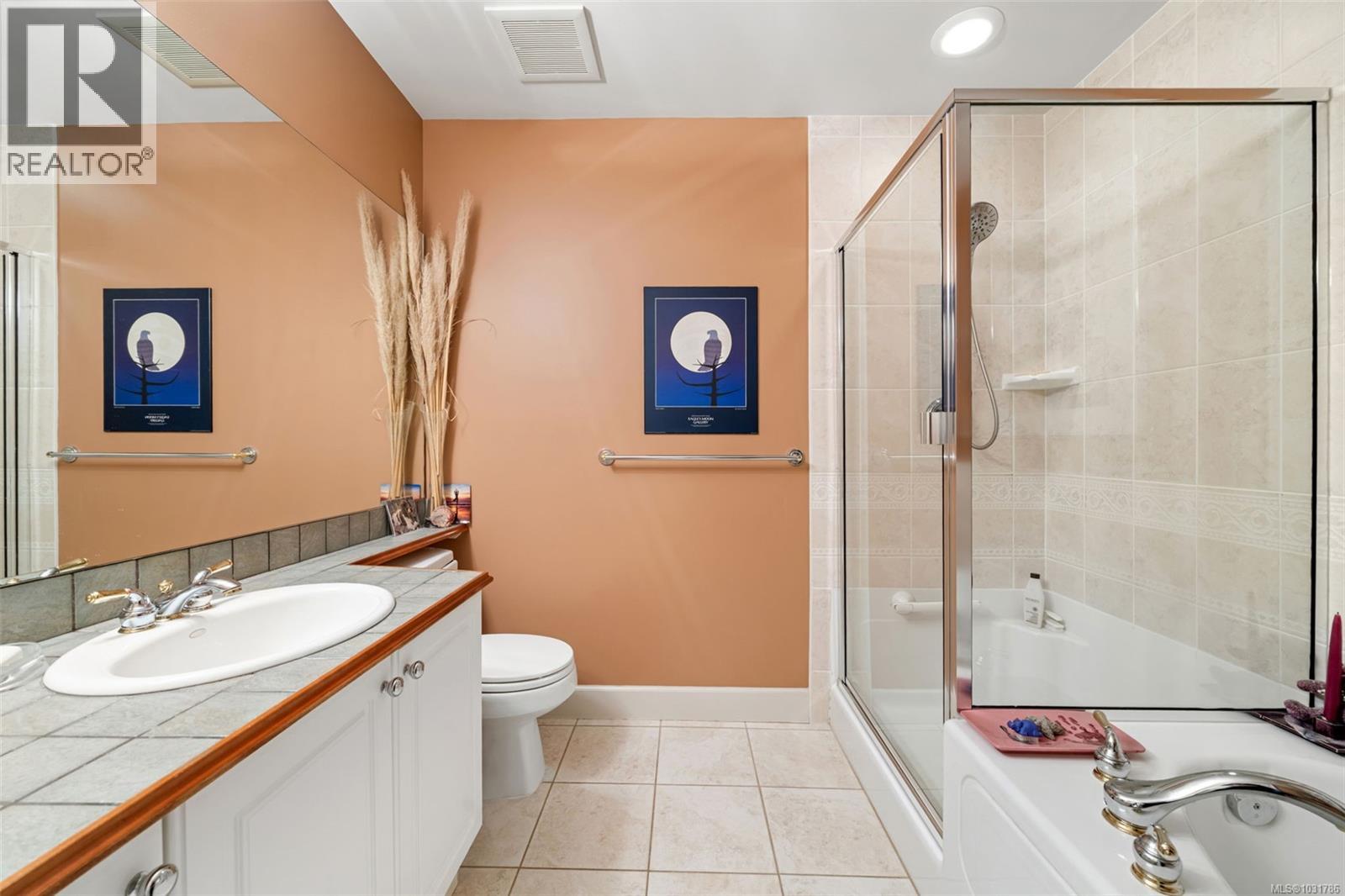 #628 21 DALLAS RD - 14