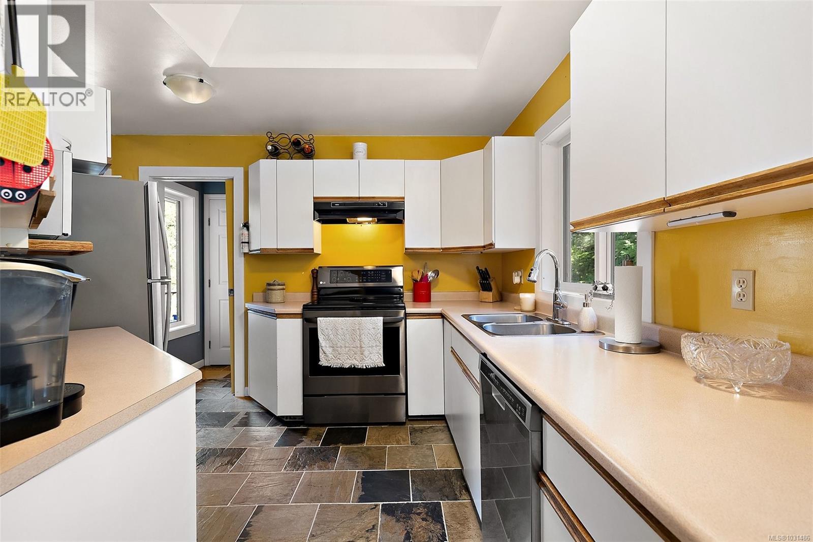 1725 MILLSTREAM RD - 8