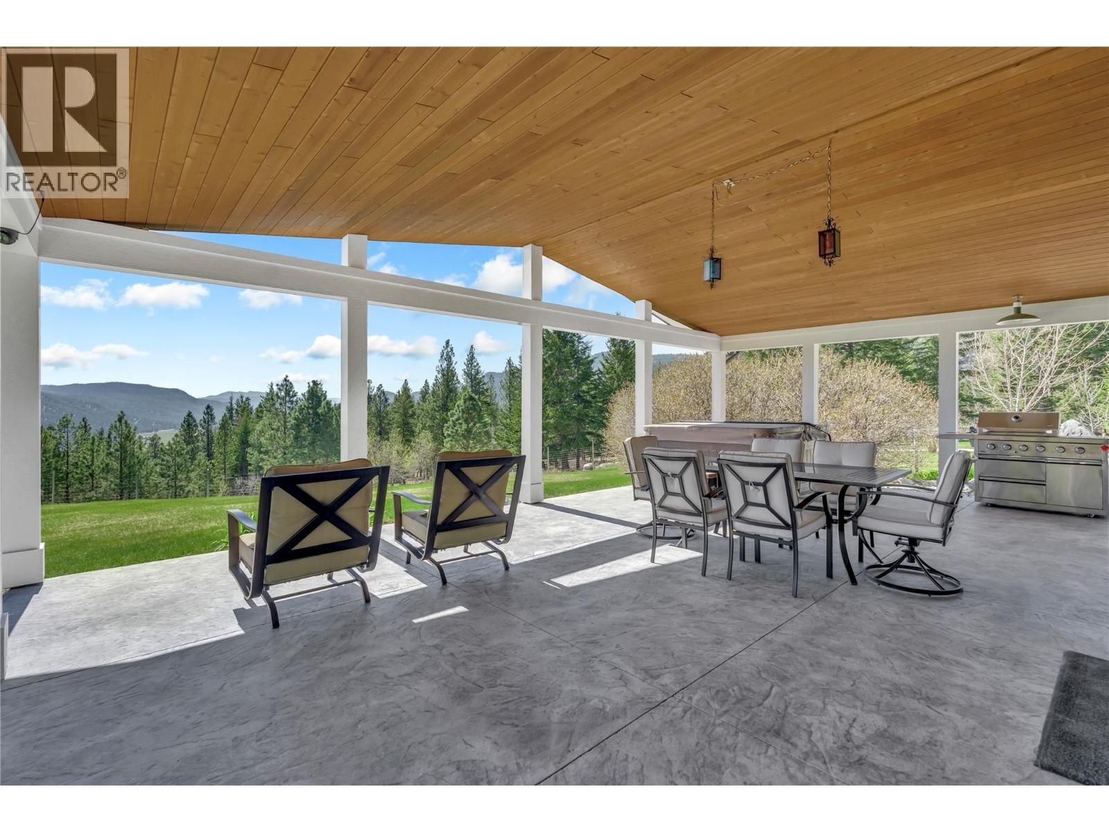 30 Osborne Road, Summerland