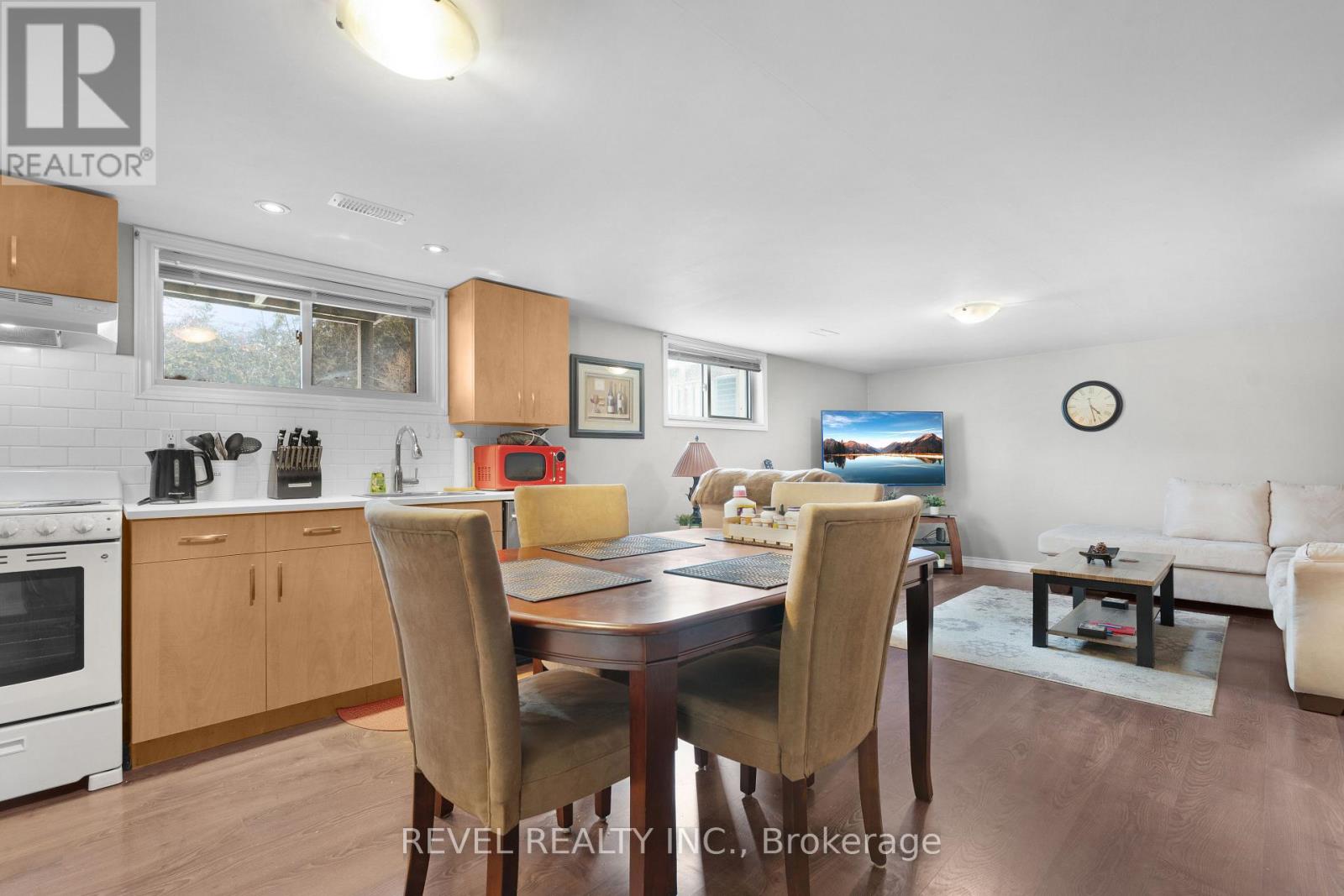 26 WILTSHIRE DRIVE - 26