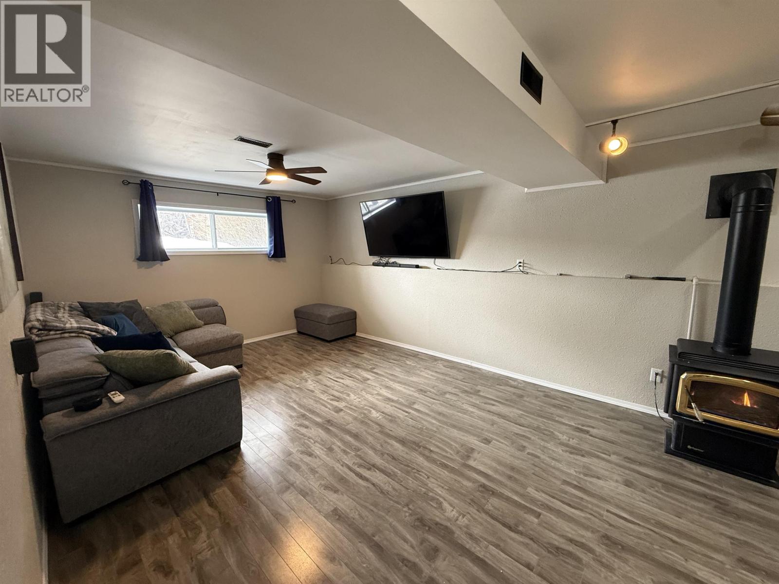 9124 98A AVENUE - 14