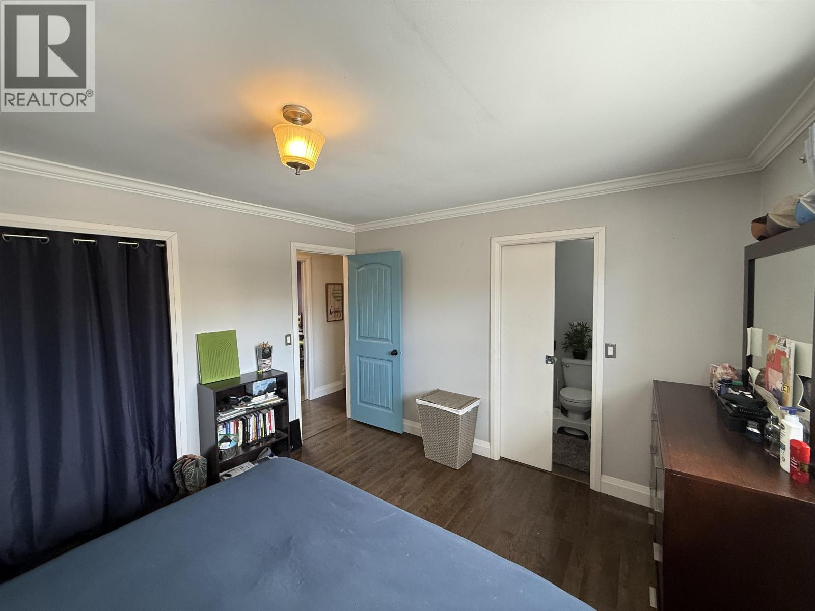 9124 98A AVENUE - 11