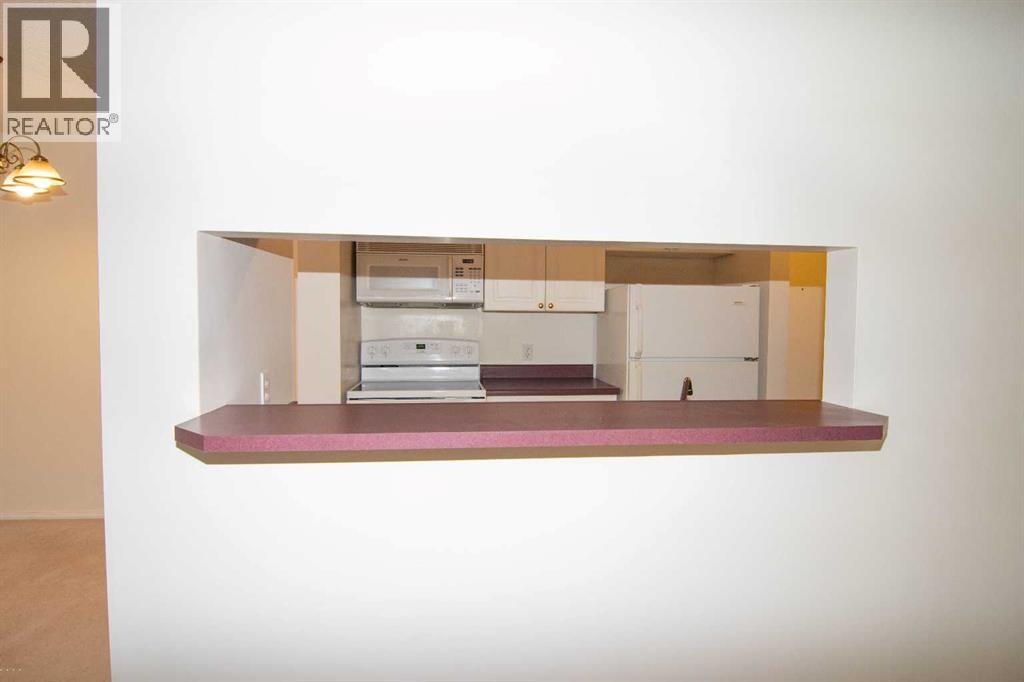 
          20 Harvest Rose Park Northeast
            <br/>
            <span>Calgary</span>
            , 
            <span>AB</span>
             <span>T3K4Z1</span>
         - Photo 10