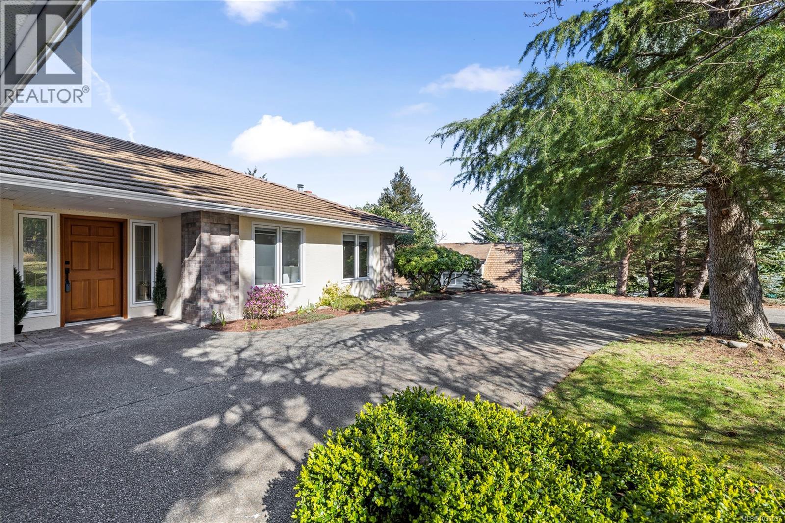 3541 Shelby Lane, Nanoose Bay