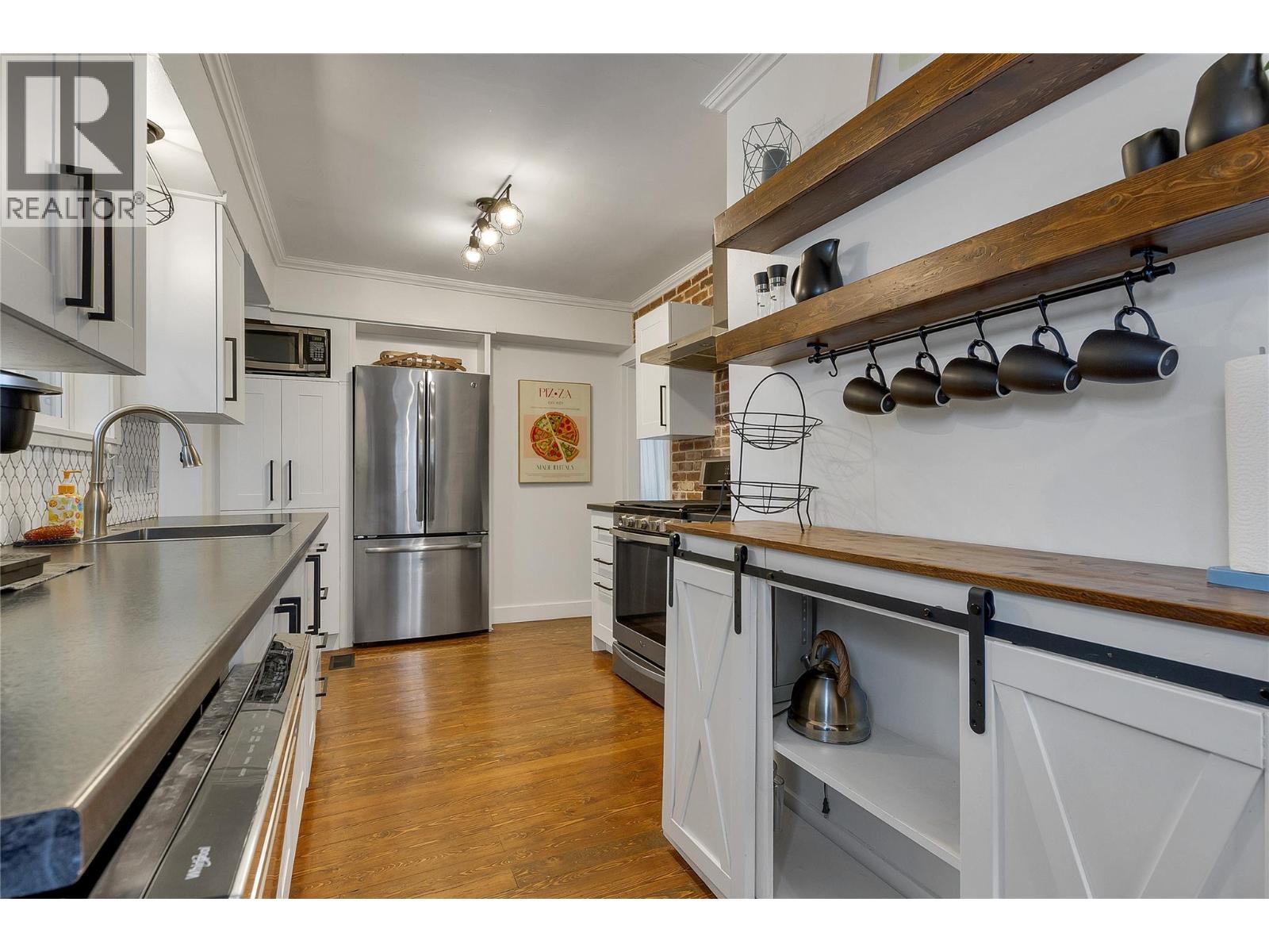 1505 32 Avenue, Vernon