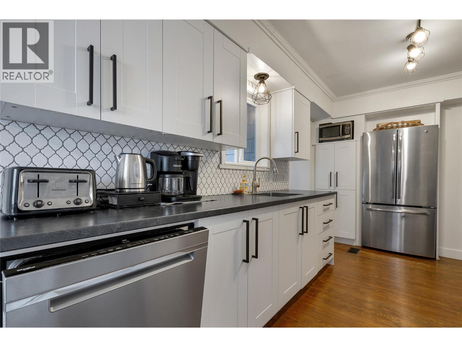 1505 32 Avenue, Vernon