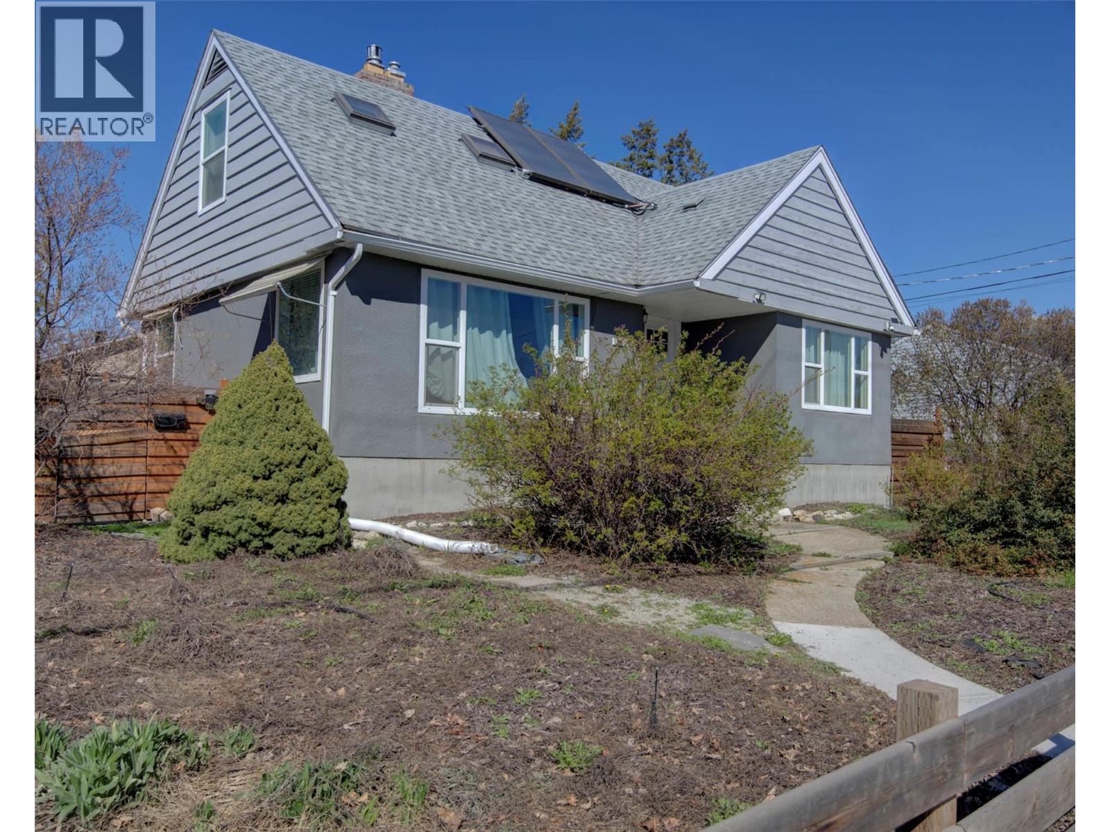 1505 32 Avenue, Vernon