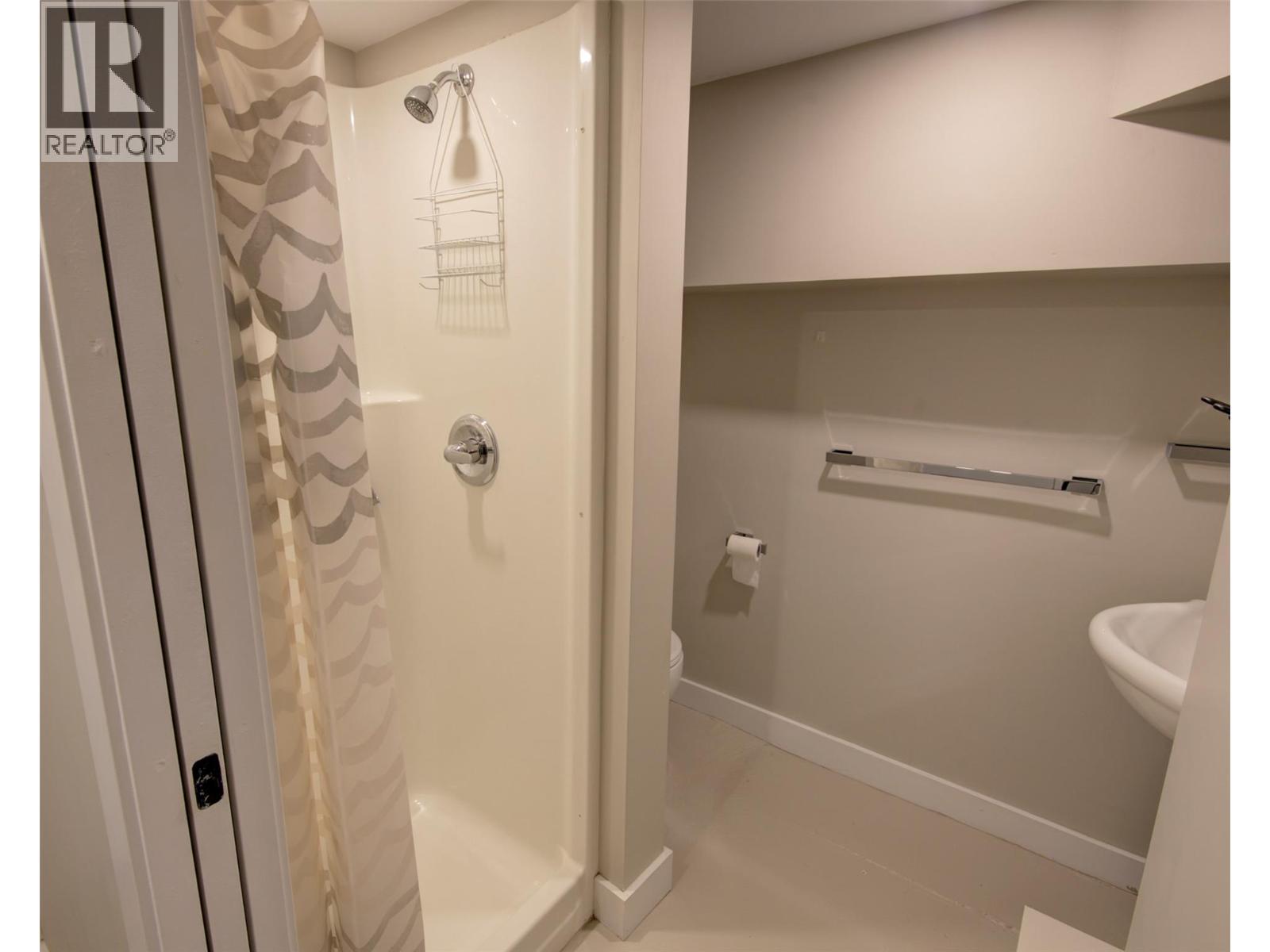 1505 32 Avenue, Vernon