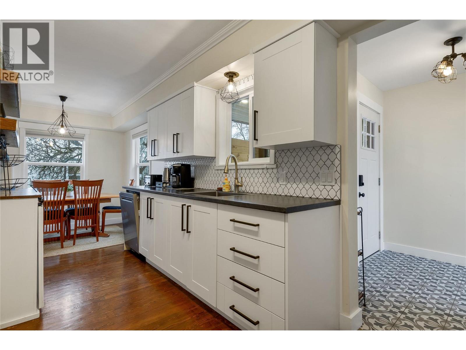 1505 32 Avenue, Vernon