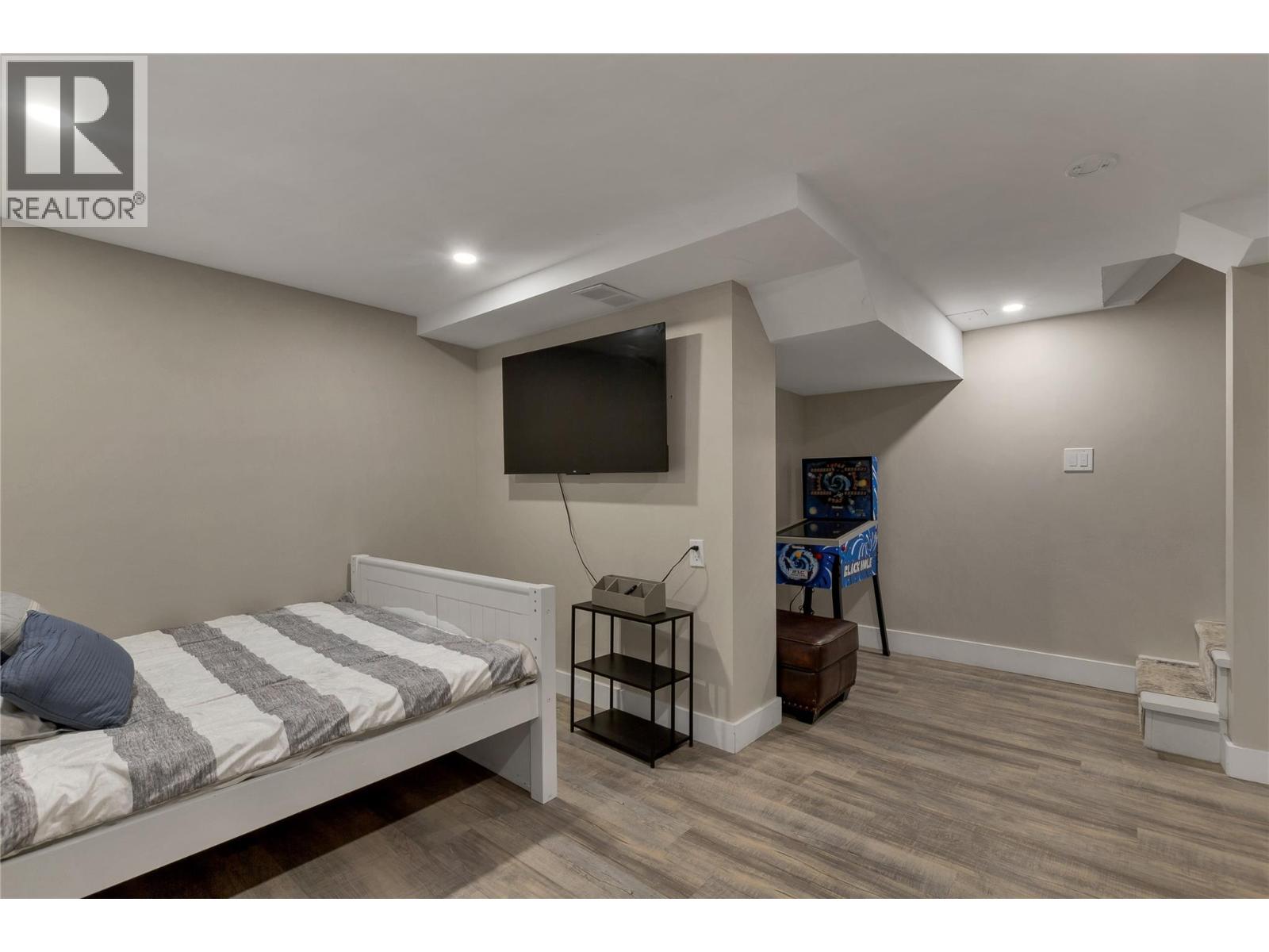 1505 32 Avenue, Vernon