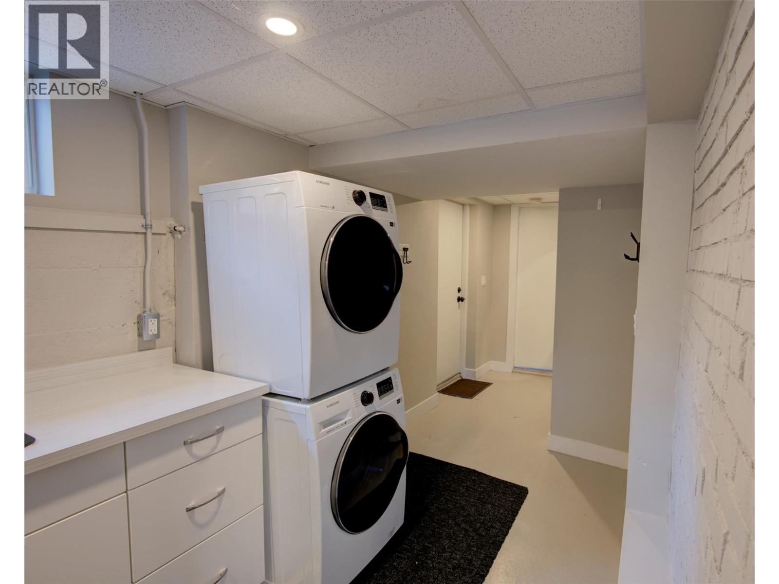 1505 32 Avenue, Vernon