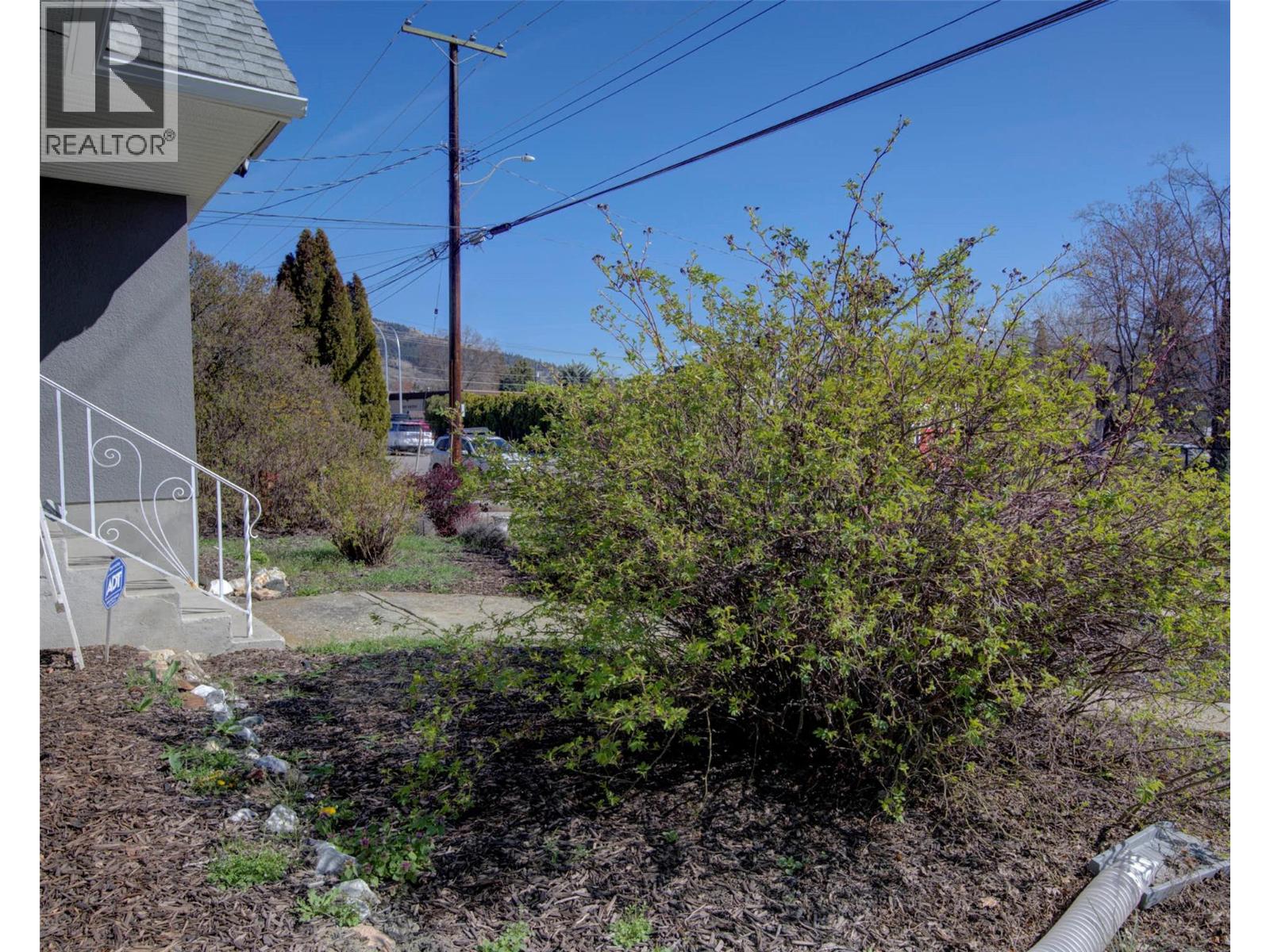 1505 32 Avenue, Vernon